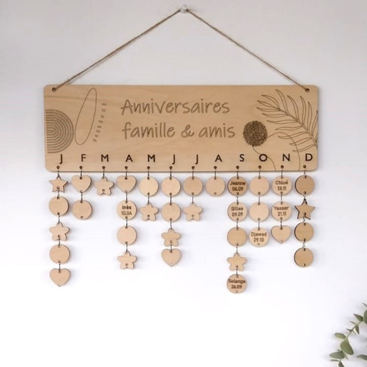 Calendrier bois gravé événements et anniversaires boho