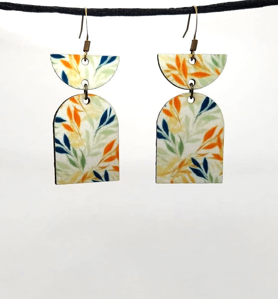 Boucles d'oreille en bois de tilleul imprimé multicolore feuillage d'automne